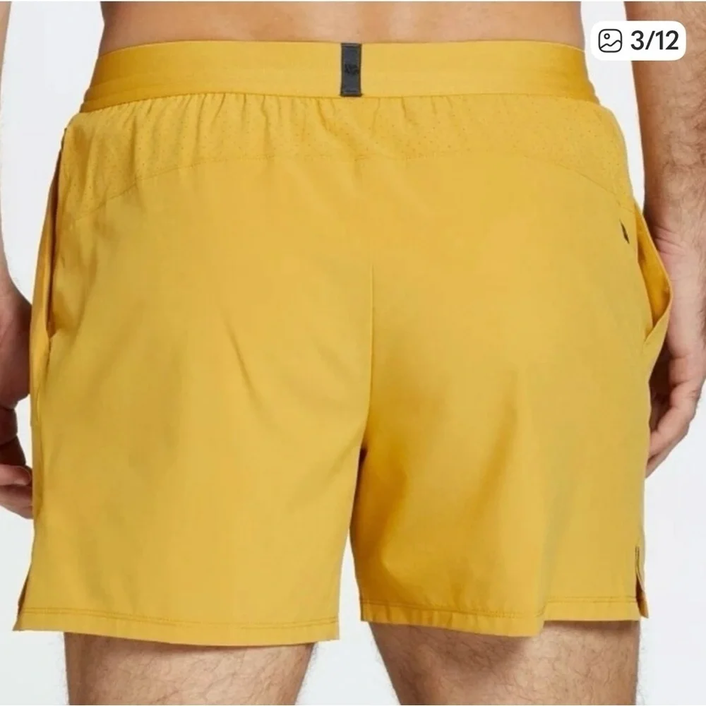 NWT VRST Men's Athletic Shorts Relaxed Fit 5”         Size XXL